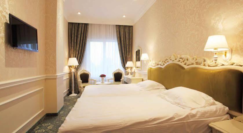 Royal Congress Hotel Kiev Exterior foto
